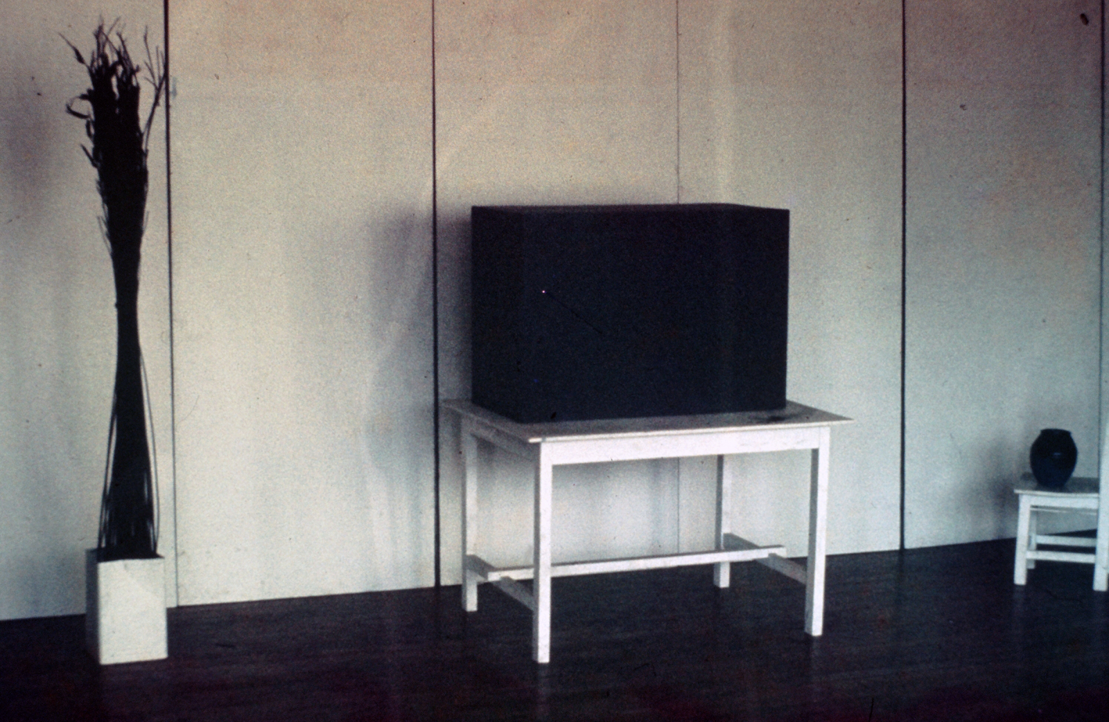A Sacrifice for the Modern Art, 1971, Mixed Media, 100x400x250cm
